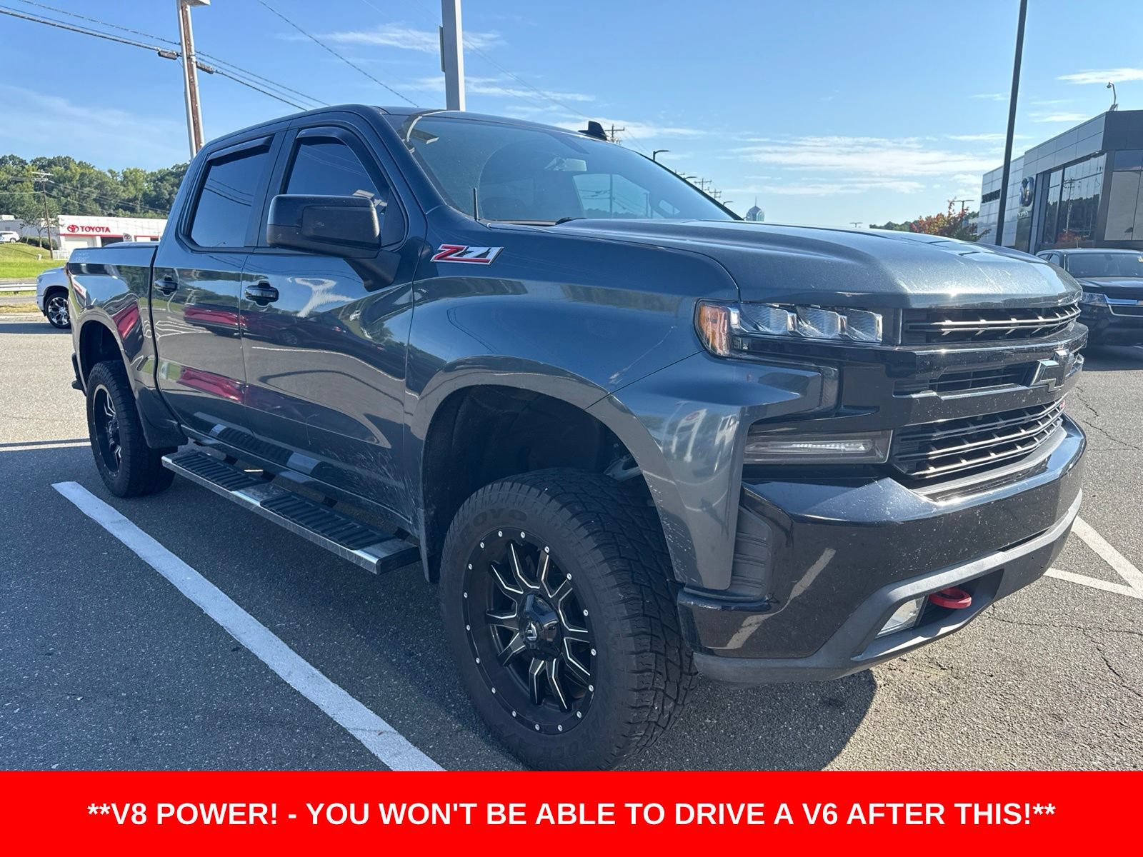 Used 2019 Chevrolet Silverado 1500 LT Trail Boss AWD/4WD image 2