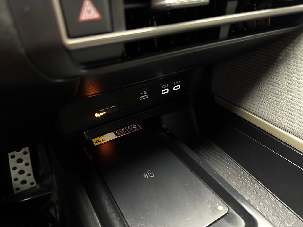 Used 2025 Toyota Camry SE w/ Multimedia Upgrade Package FWD image 68