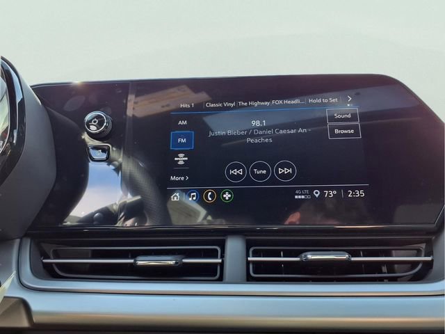 New 2026 Chevrolet Trax RS w/ Sunroof Package image 4