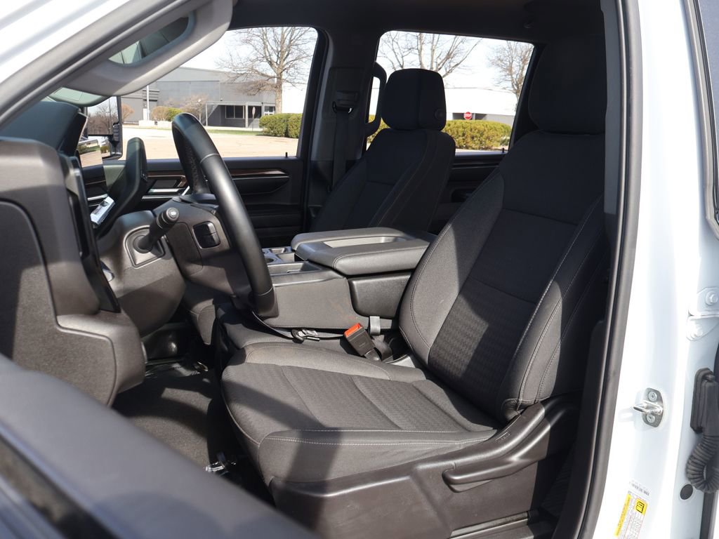 Used 2024 Chevrolet Silverado 2500 LT image 23