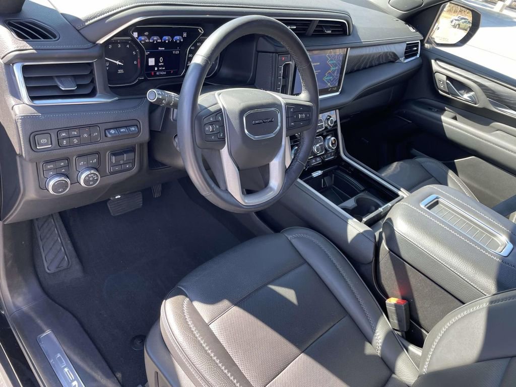 Used 2021 GMC Yukon Denali w/ Denali Ultimate Package image 18