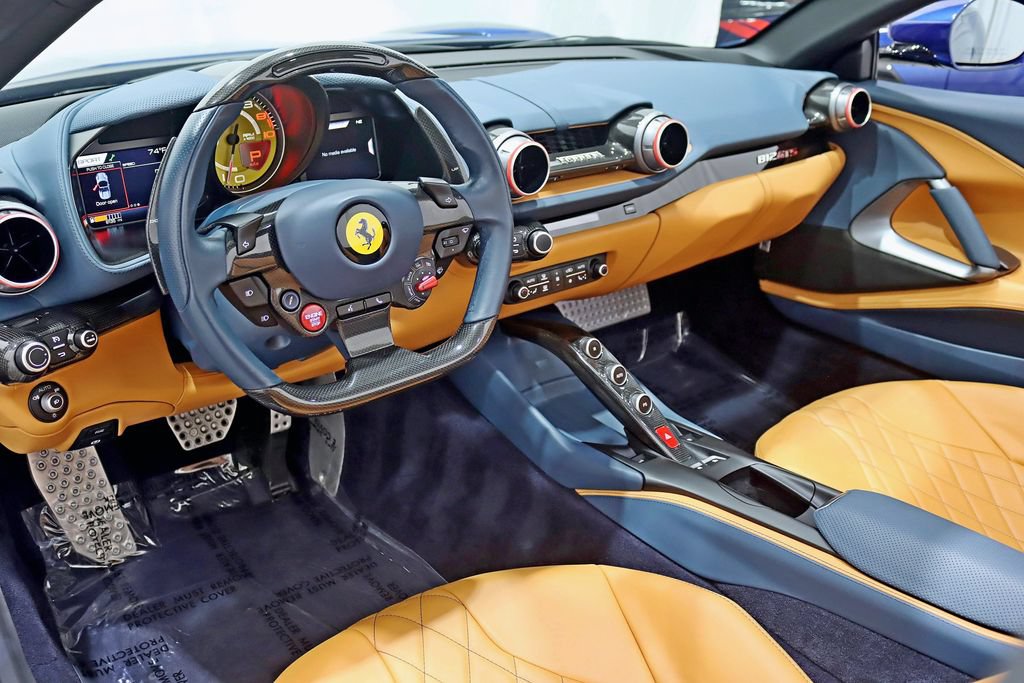 Used 2021 Ferrari 812 GTS RWD image 23