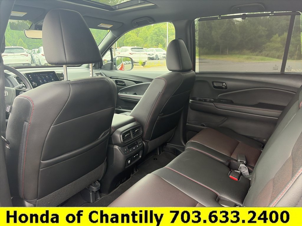 Certified 2024 Honda Passport Black Edition image 20