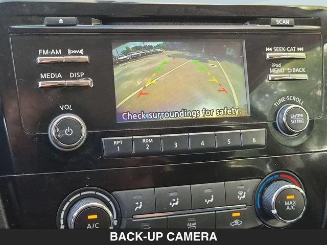 Used 2017 Nissan Rogue S AWD/4WD image 23