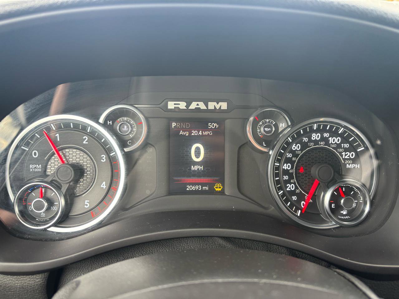 Used 2024 RAM 2500 Tradesman w/ Chrome Appearance Group AWD/4WD image 19
