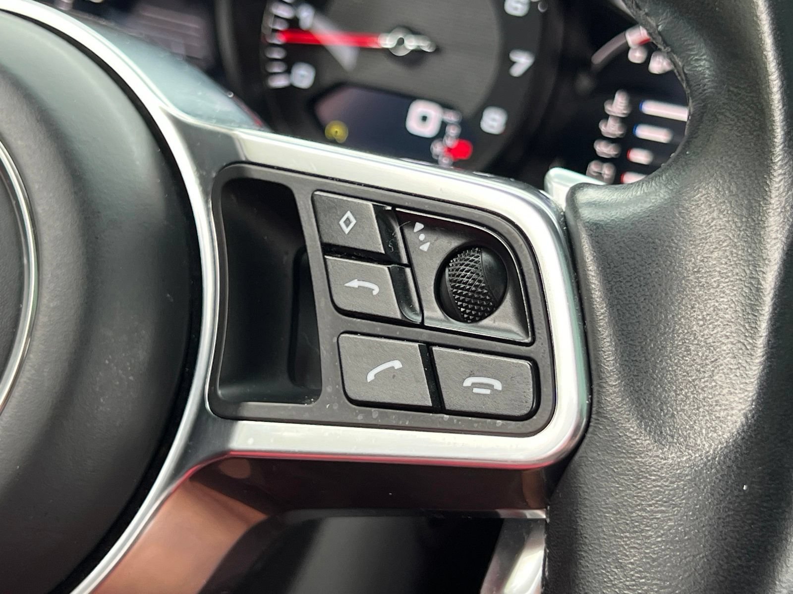 Used 2019 Porsche Cayenne S AWD/4WD image 24