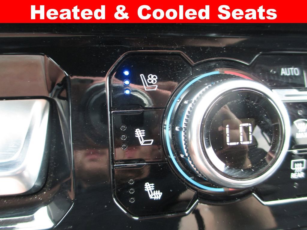 Used 2024 GMC Sierra 1500 Denali AWD/4WD image 17