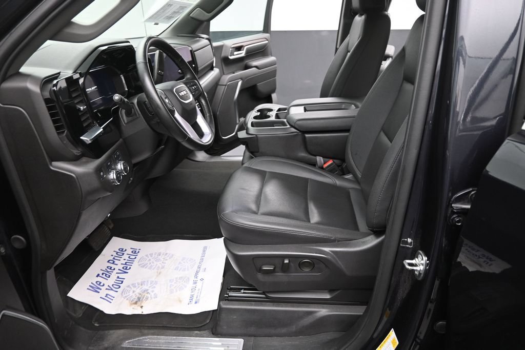 Used 2025 GMC Sierra 1500 SLT AWD/4WD image 23