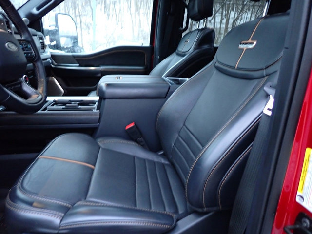 Used 2024 Ford F350 Platinum w/ Tremor Off-Road Package image 19