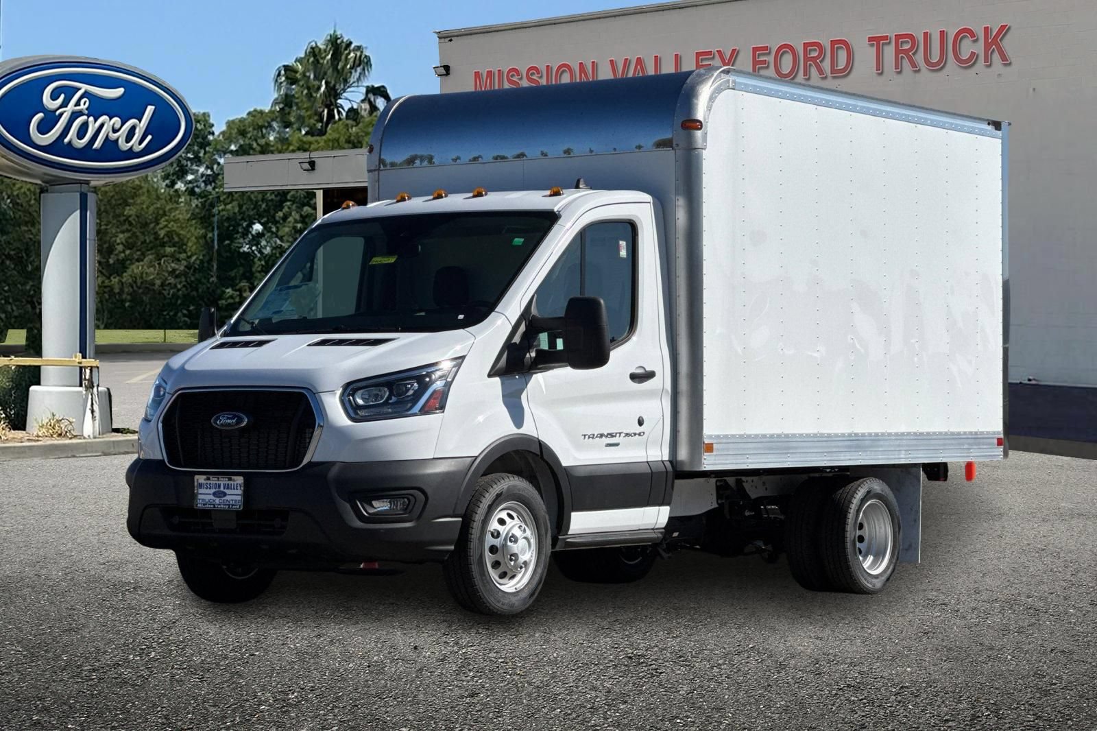 New 2025 Ford Transit 350 Low Roof DRW w/ Interior Upgrade Package RWD image 8