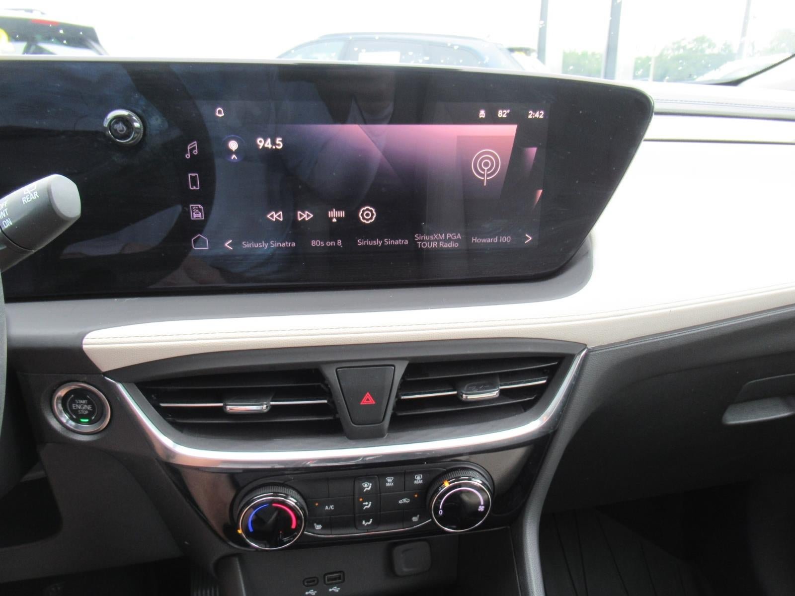Used 2024 Buick Encore GX Sport Touring w/ Comfort Package FWD image 27