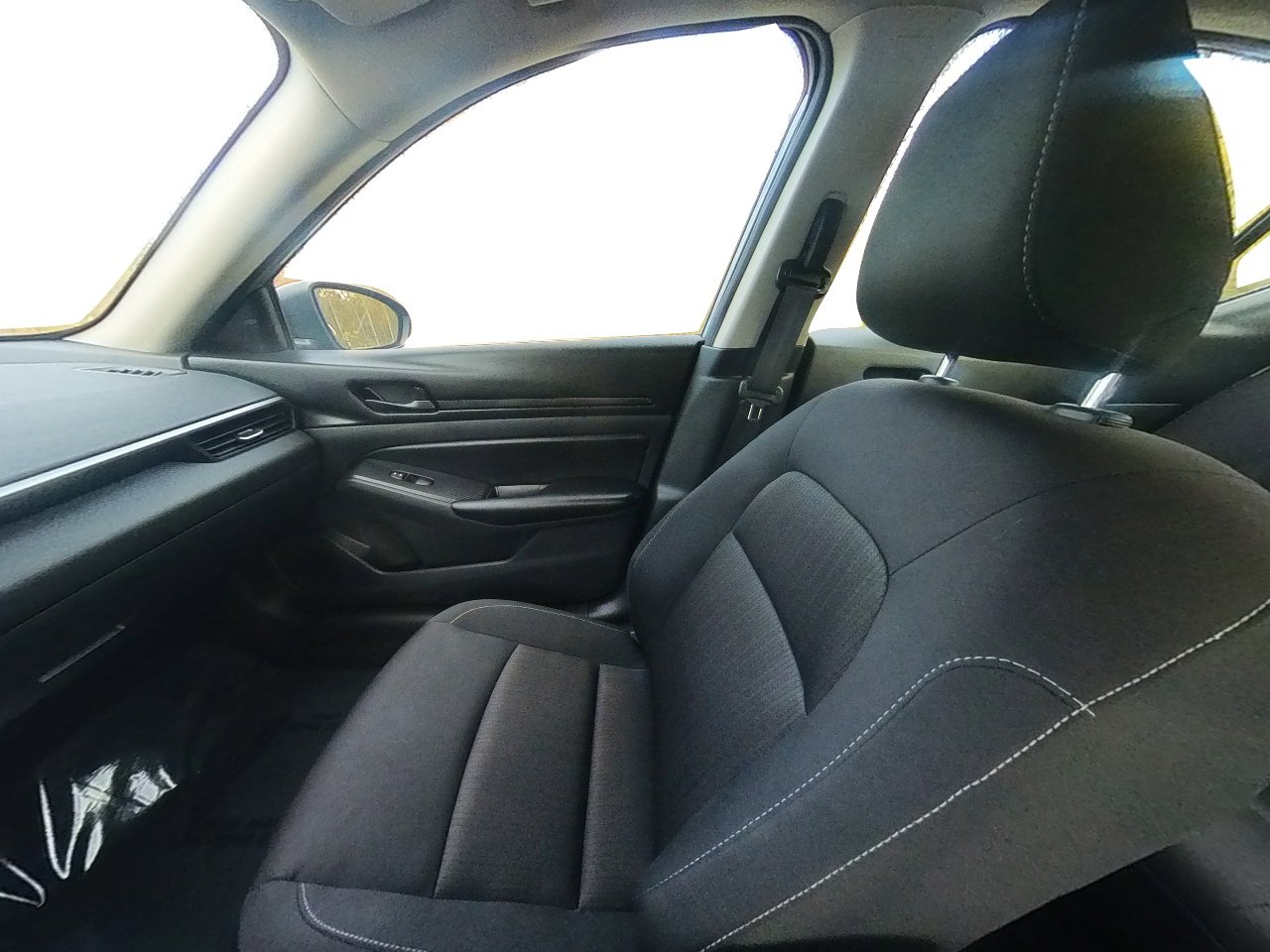 Used 2025 Nissan Altima 2.5 S image 56