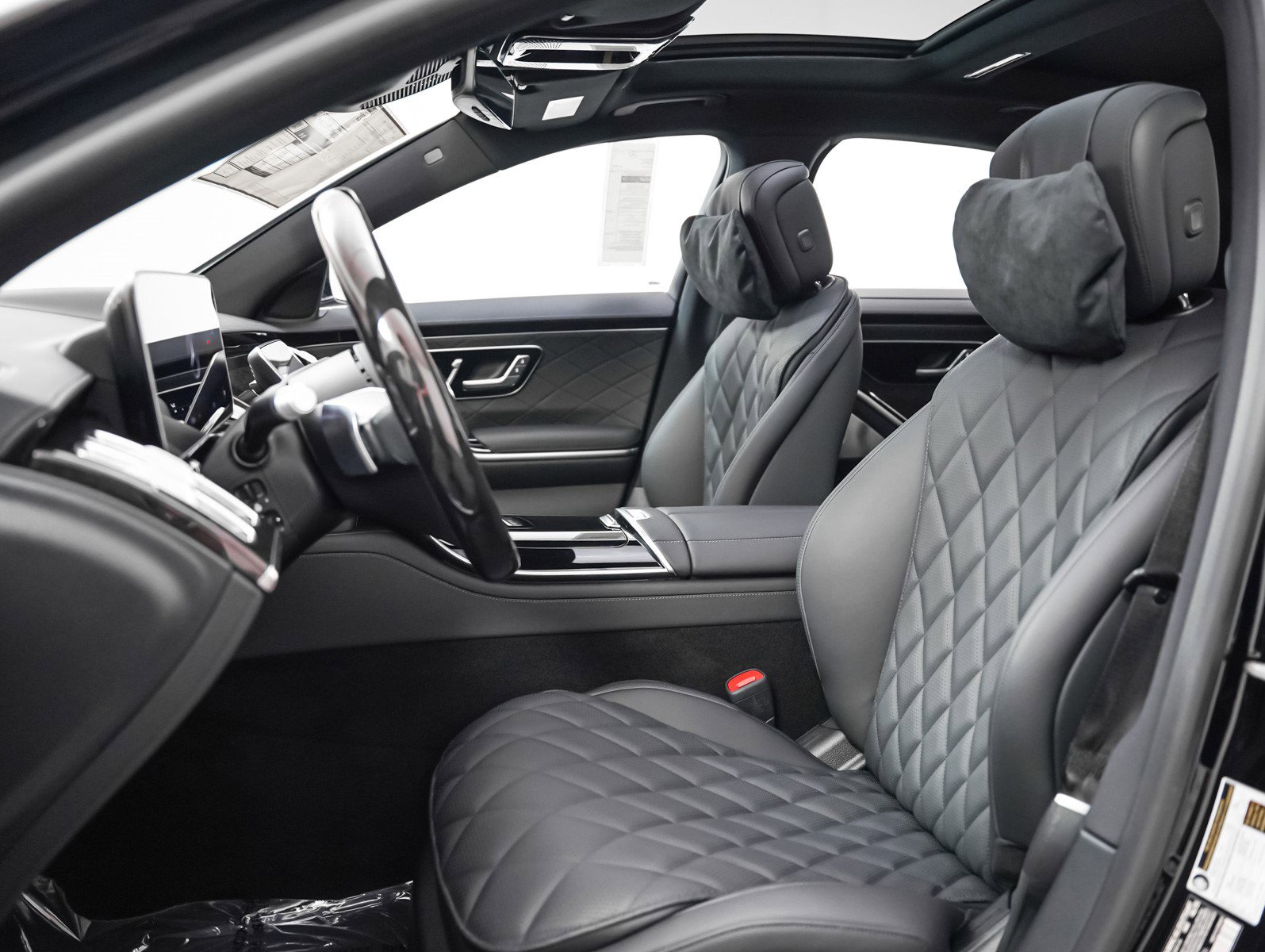 New 2026 Mercedes-Benz S 580 4MATIC Sedan image 8
