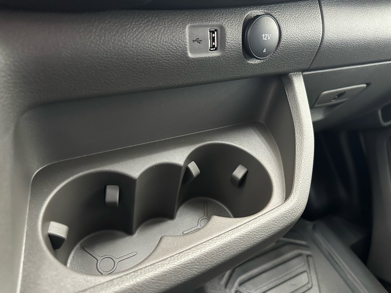 New 2026 Ford Transit 250 148 Medium Roof w/ Exterior Upgrade Package image 39