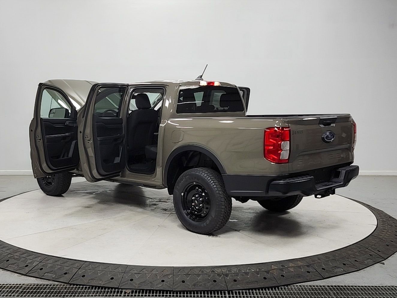 New 2026 Ford Ranger XL RWD image 13