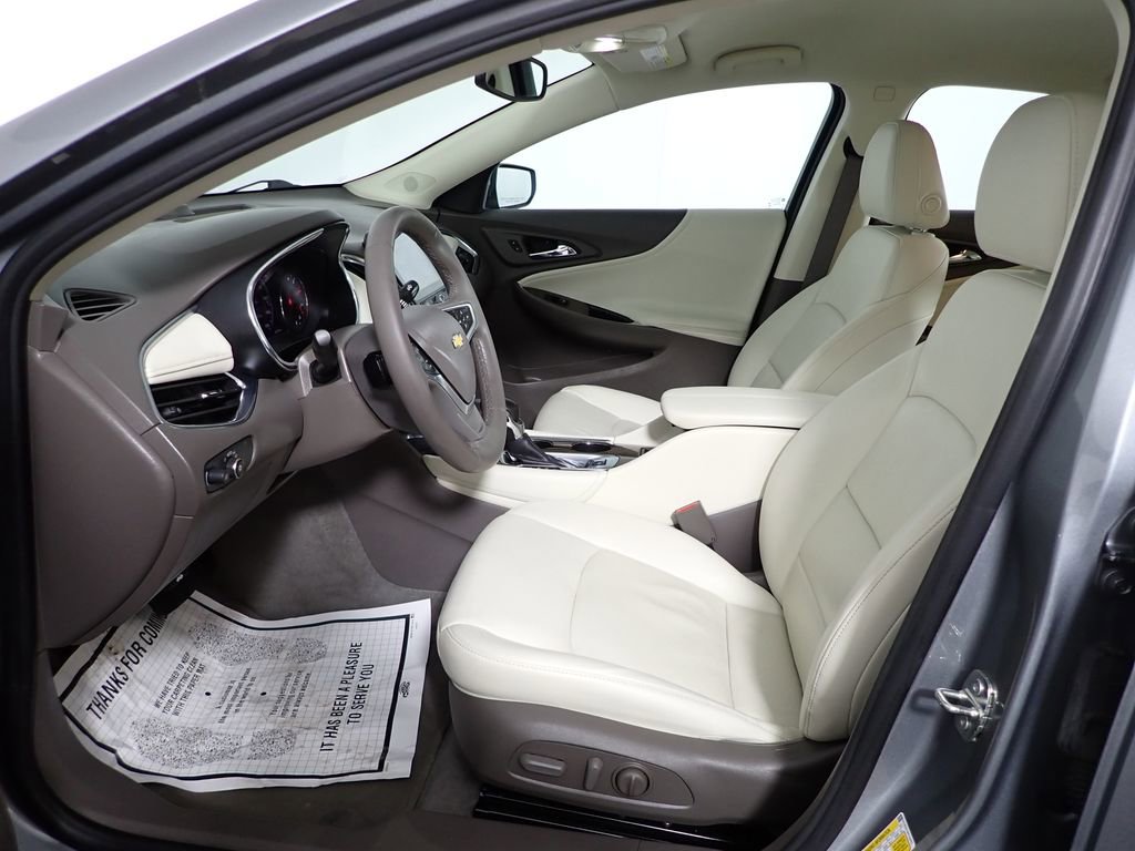 Used 2023 Chevrolet Malibu LT image 20