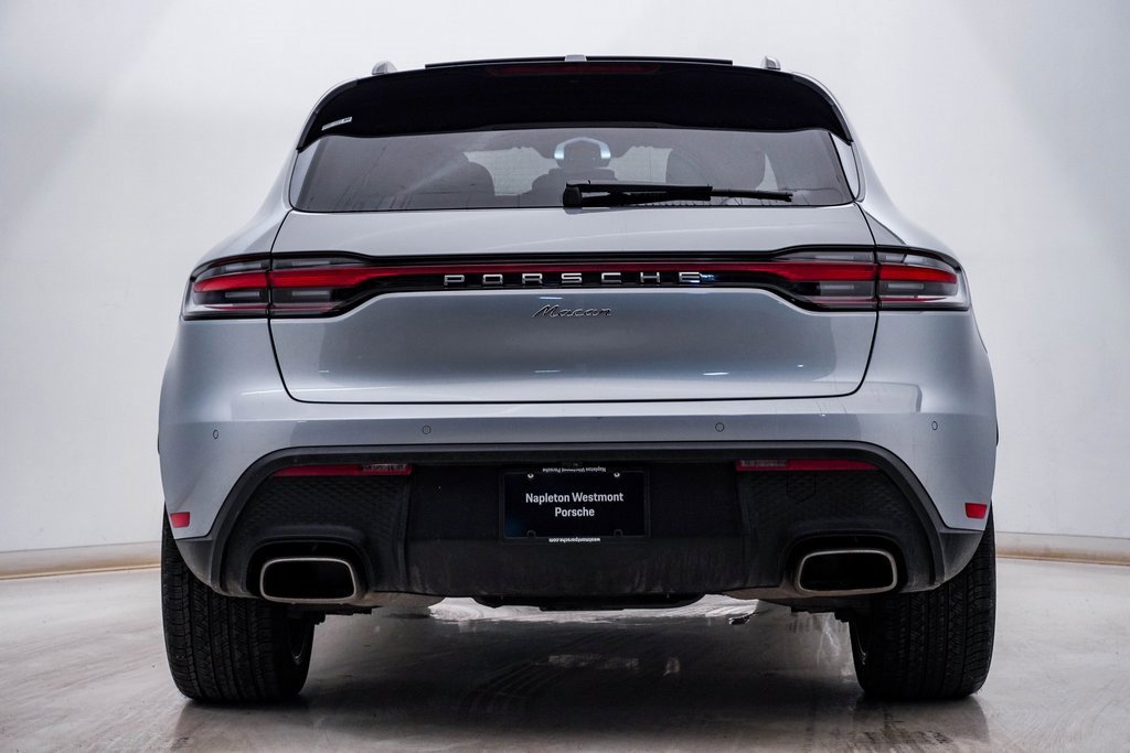 Certified 2025 Porsche Macan image 11