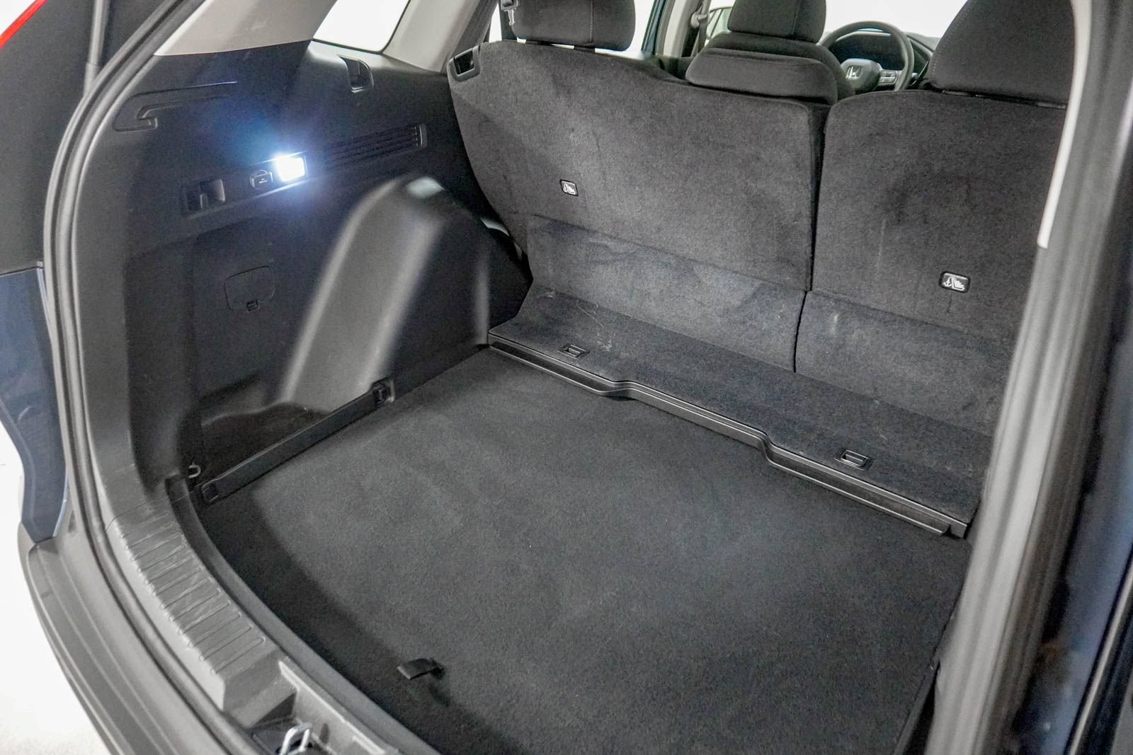 Used 2023 Honda CR-V LX image 9