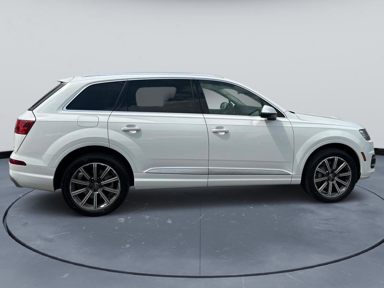 Used 2017 Audi Q7 2.0T Premium Plus AWD/4WD image 10