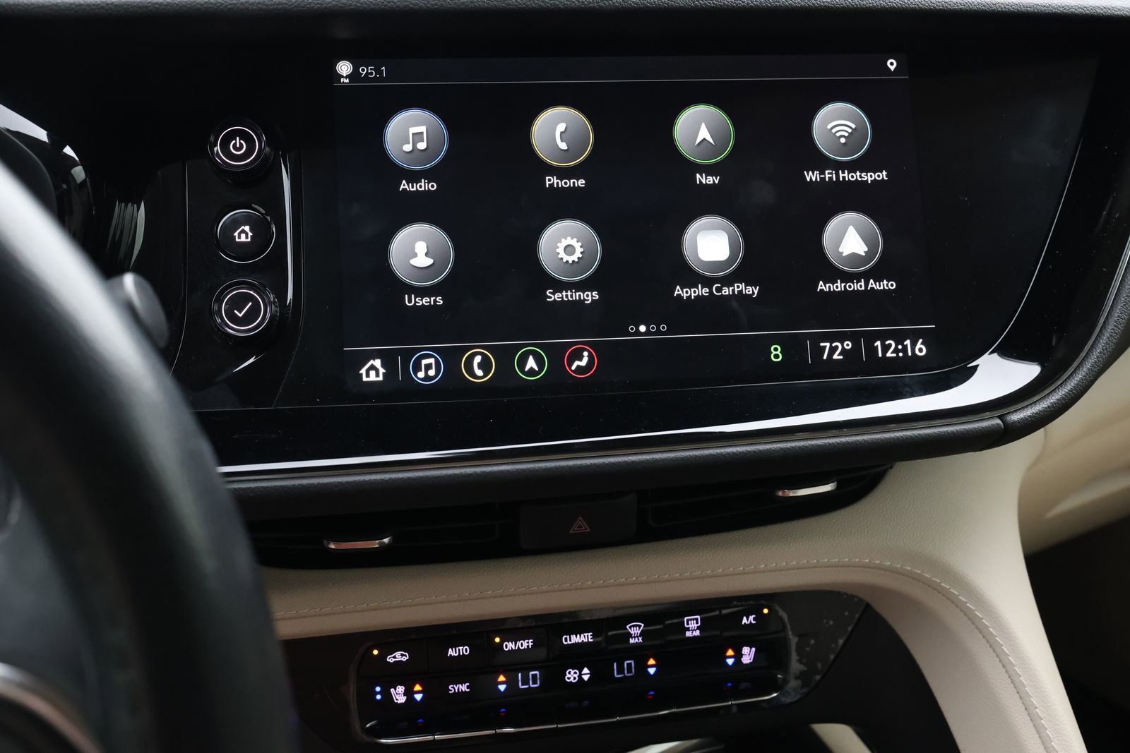 Used 2022 Buick Envision Avenir w/ Technology Package II image 20