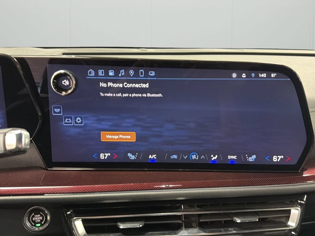 Used 2025 Chevrolet Traverse Z71 AWD/4WD image 22