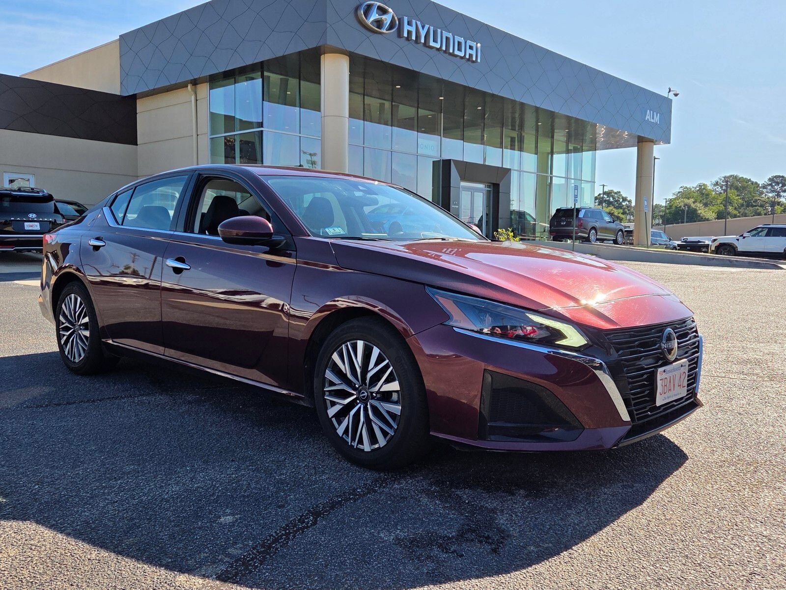 Used 2023 Nissan Altima 2.5 SV