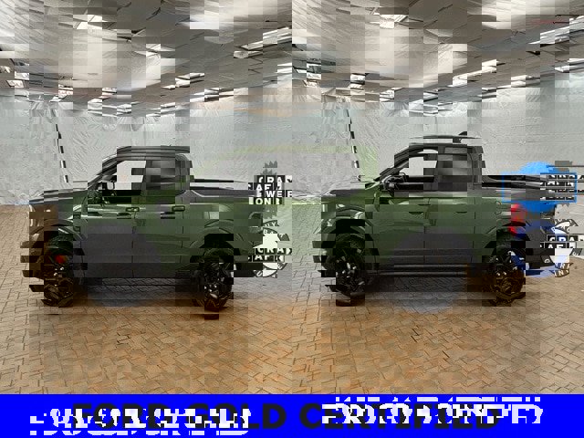 Certified 2025 Ford Maverick Lariat w/ Black Appearance Package image 4