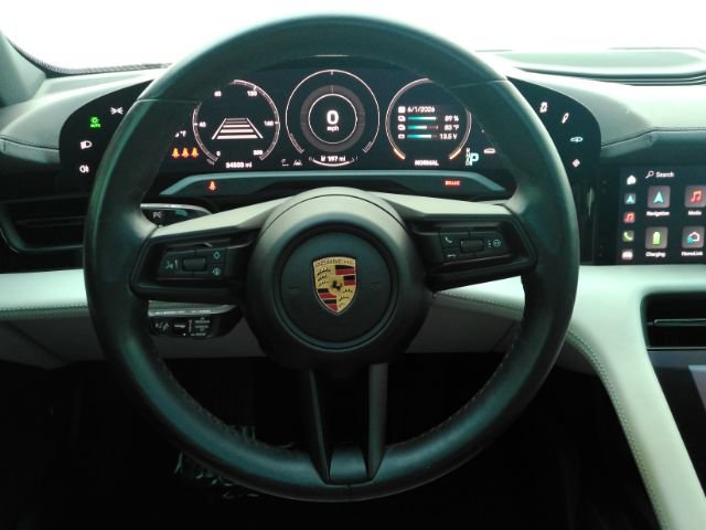 Used 2020 Porsche Taycan 4S AWD/4WD image 33