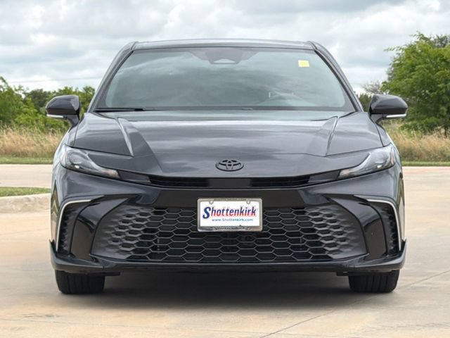 Used 2026 Toyota Camry SE w/ Convenience Package FWD video 2