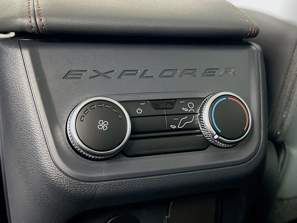New 2026 Ford Explorer Active w/ Active Comfort Package AWD/4WD image 30