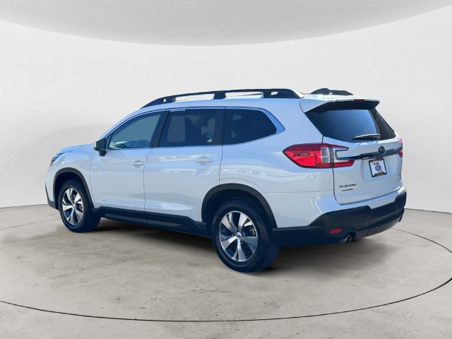Certified 2025 Subaru Ascent Premium AWD/4WD image 7
