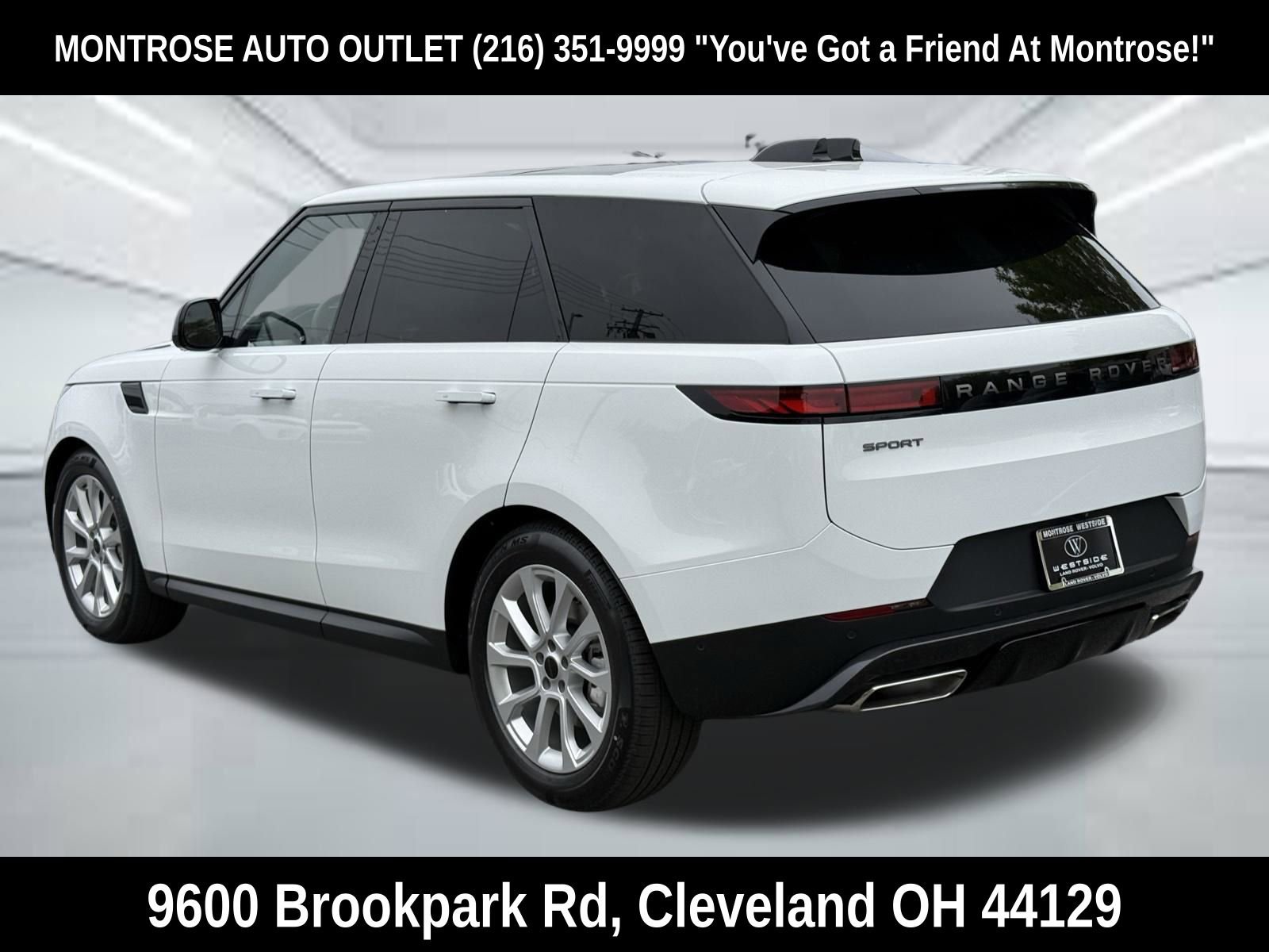 New 2026 Land Rover Range Rover Sport SE AWD/4WD image 3