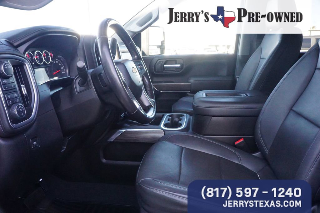 Used 2021 Chevrolet Silverado 3500 LTZ w/ LTZ Texas Edition image 18