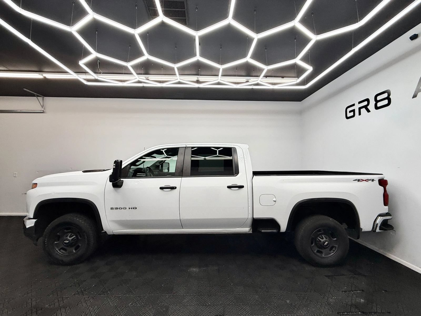 Used 2021 Chevrolet Silverado 2500 W/T w/ WT Convenience Package AWD/4WD image 4