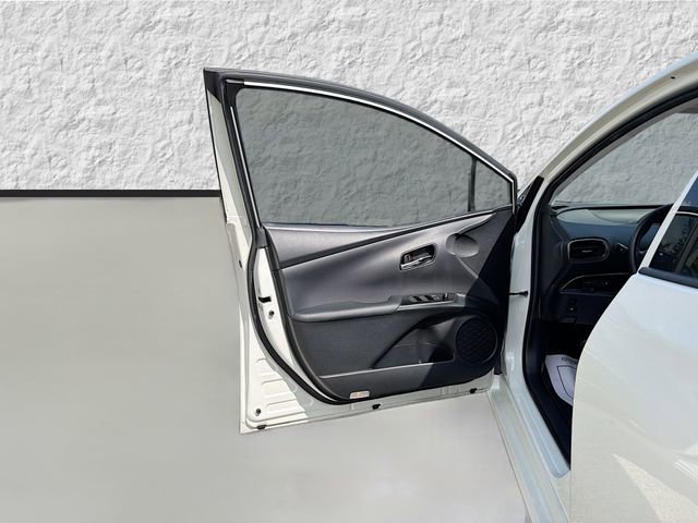 Used 2019 Toyota Prius Prime Plus FWD image 20