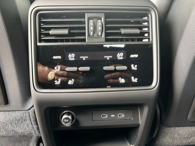 Certified 2026 Porsche Cayenne Coupe AWD/4WD image 24