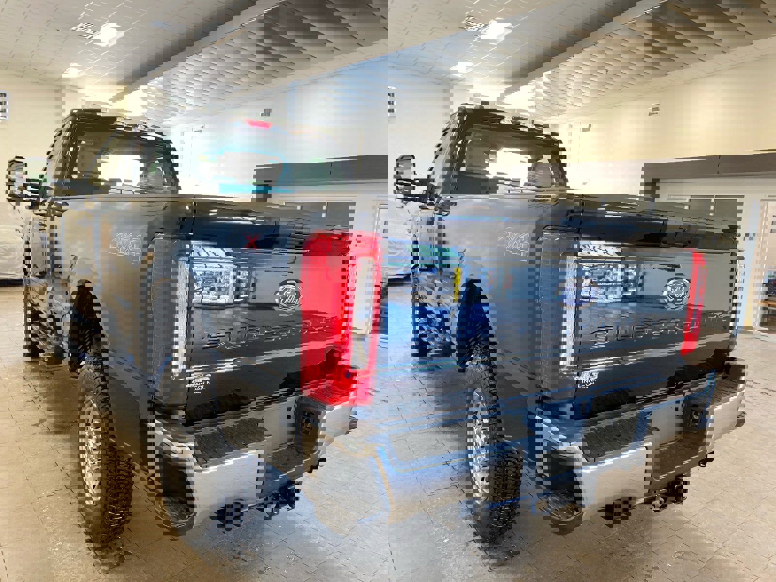 New 2026 Ford F250 XL w/ XL Chrome Package image 5