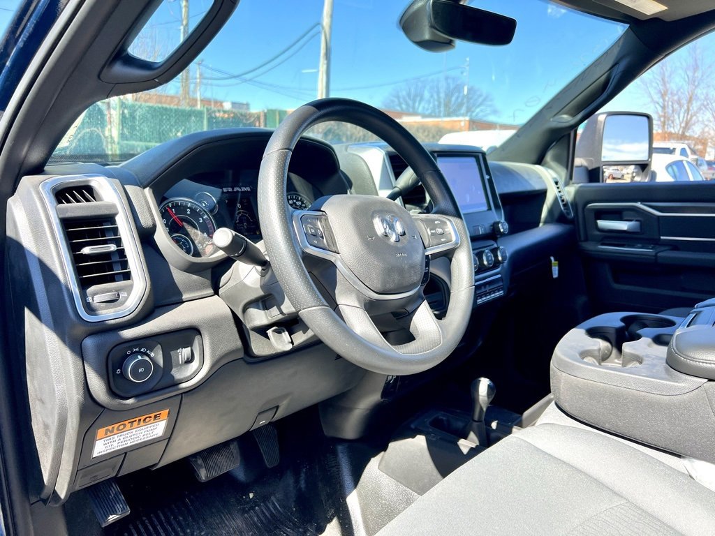 New 2024 RAM 4500 SLT w/ Quick Order Package 2YG SLT image 15