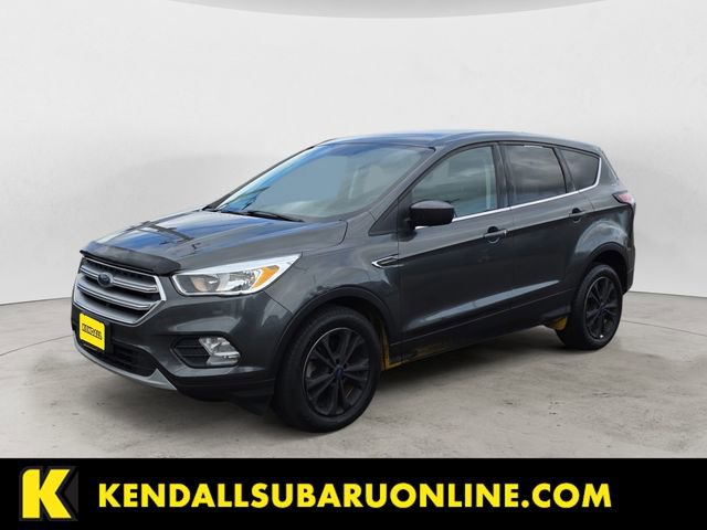 Used 2017 Ford Escape SE image 1