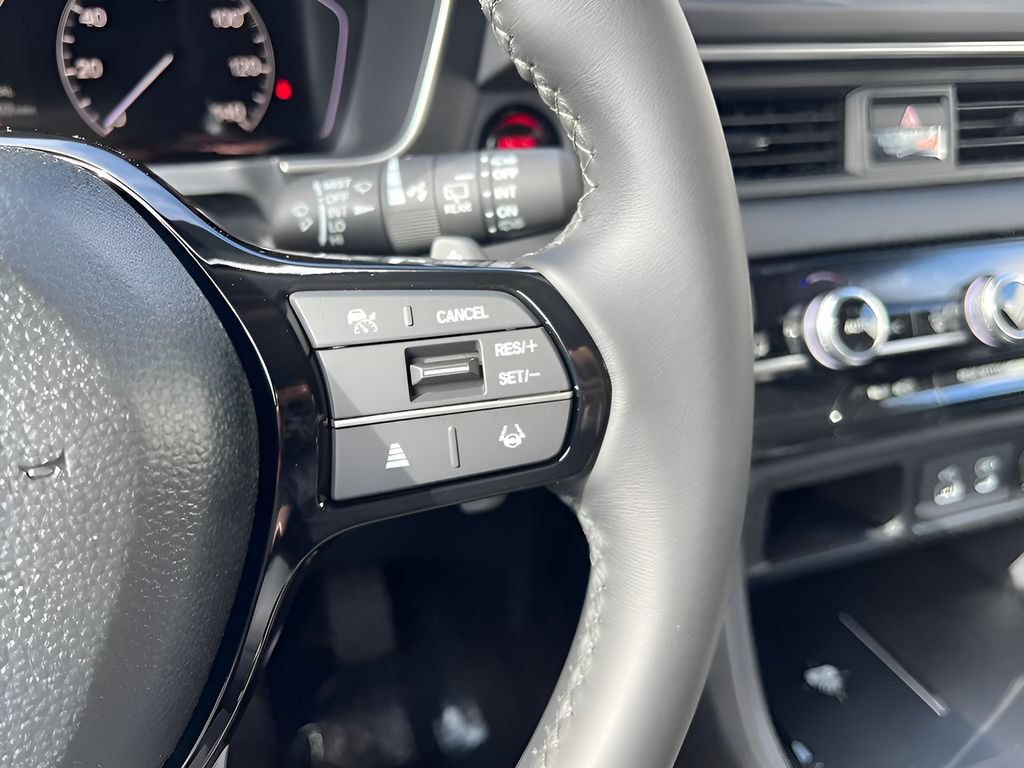 Used 2025 Honda Pilot EX-L image 18