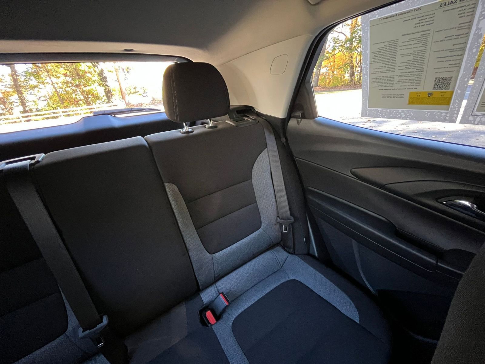 Used 2025 Chevrolet TrailBlazer LT image 33