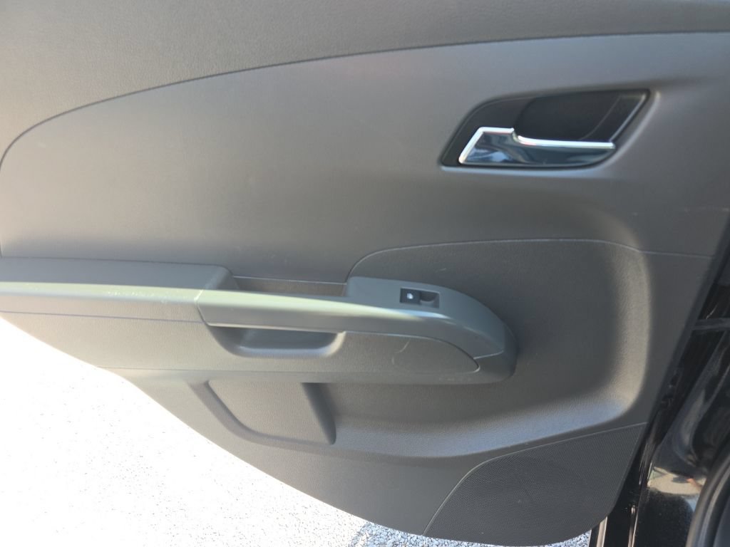 Used 2018 Chevrolet Sonic LT FWD image 19
