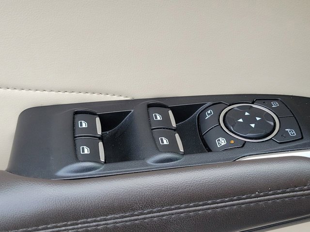 Used 2019 Lincoln MKC Select w/ Select Plus Package image 30