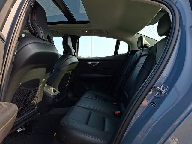Used 2023 Volvo S60 B5 Core w/ Climate Package FWD image 10
