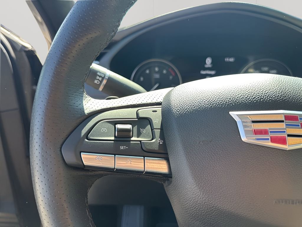 Used 2022 Cadillac XT4 Sport image 30