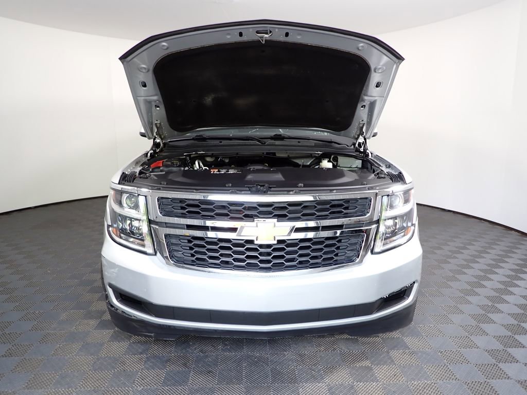 Used 2019 Chevrolet Suburban LT AWD/4WD image 43