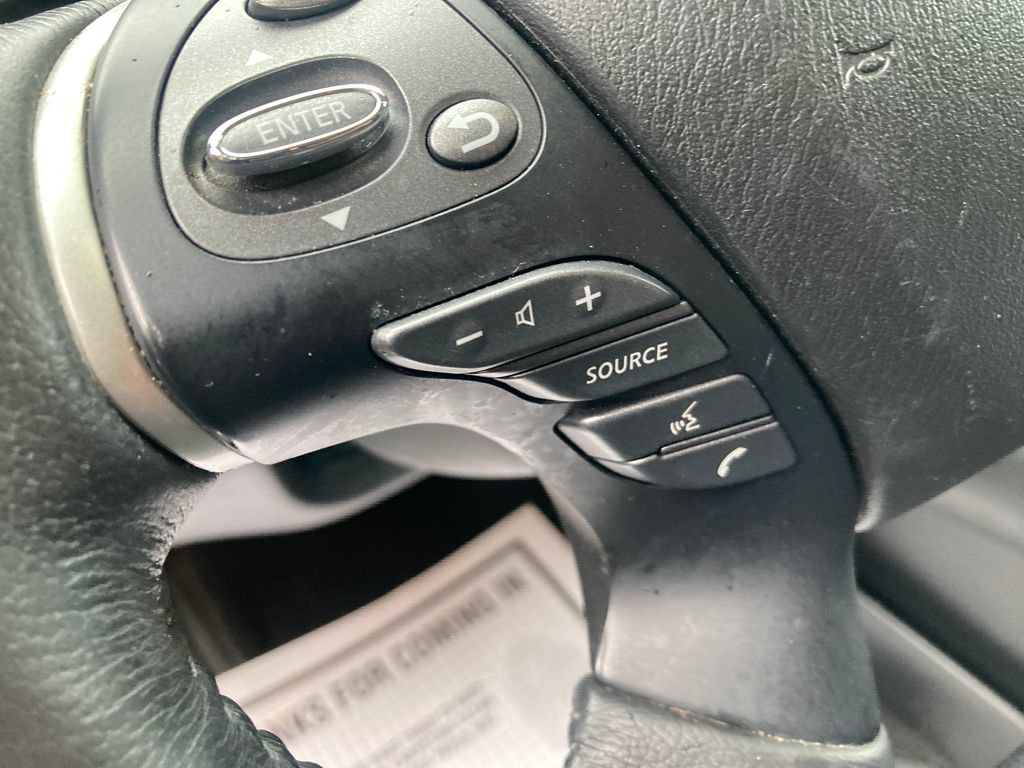 Used 2020 Nissan Pathfinder SL AWD/4WD image 42
