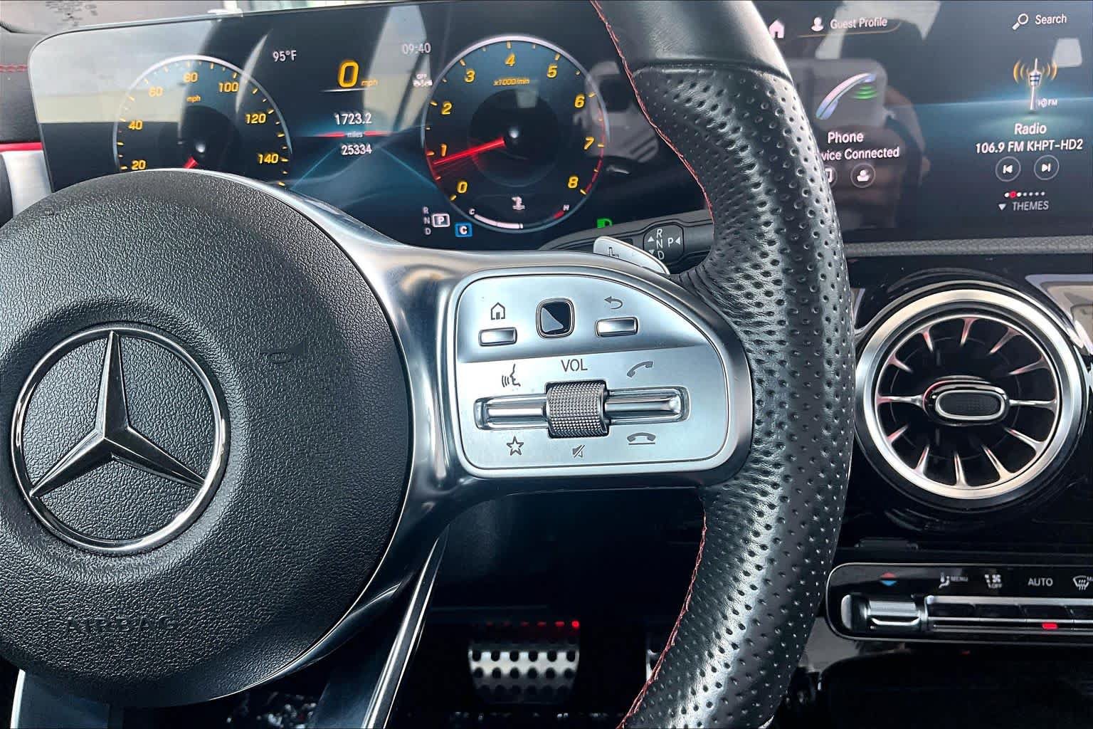 Used 2023 Mercedes-Benz CLA 250 image 22