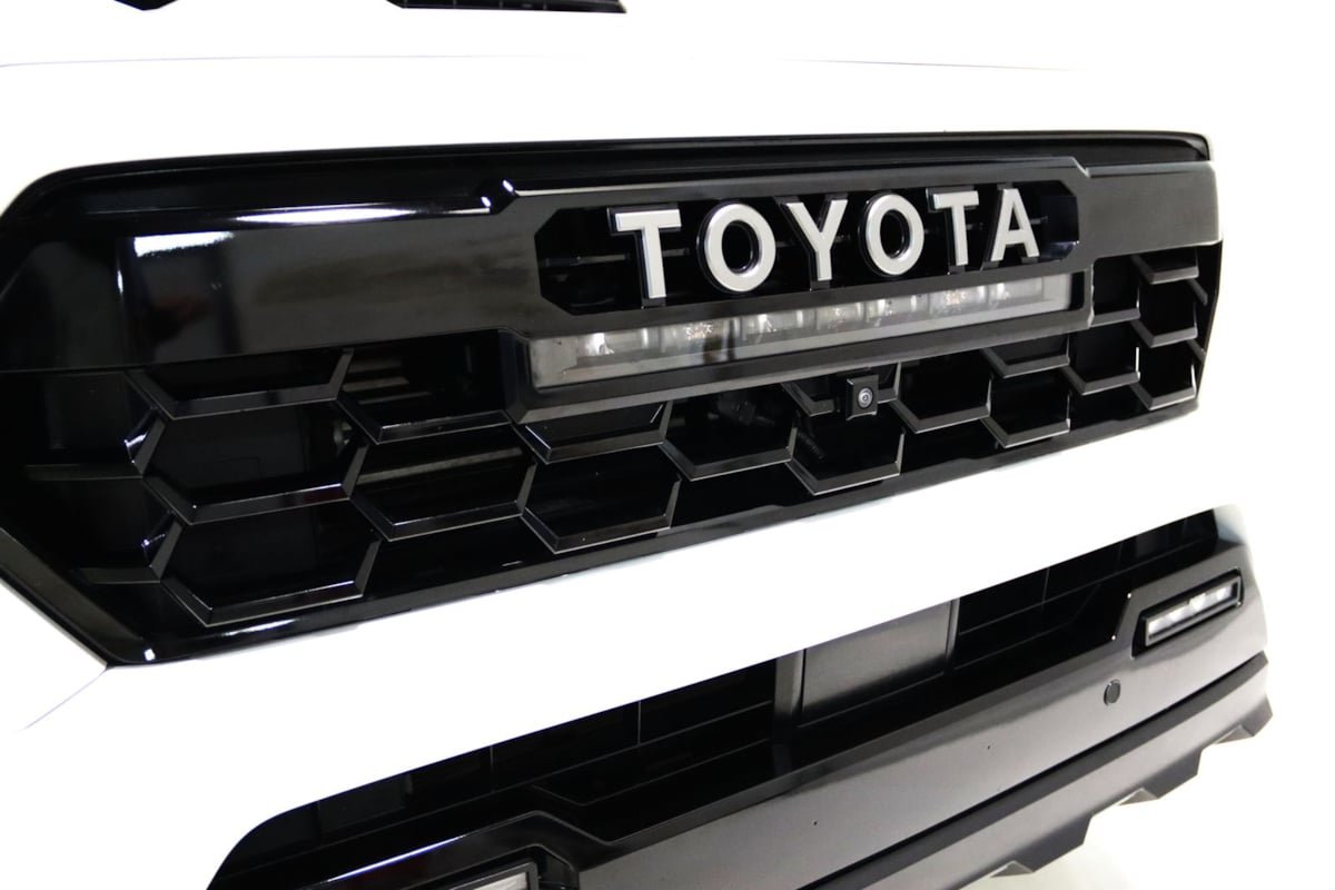 Used 2024 Toyota Tacoma TRD Pro AWD/4WD image 31