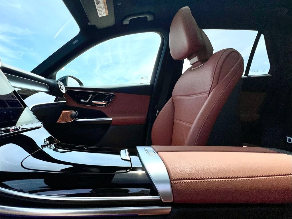 Certified 2026 Mercedes-Benz GLC 300 4MATIC image 16